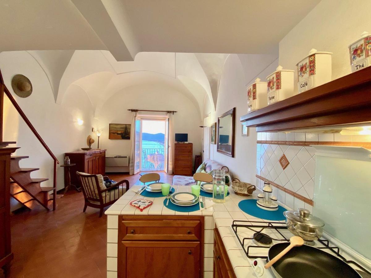 Holidaycasa Romano - Vacanza Nel Cuore Di Sperlonga Exterior foto