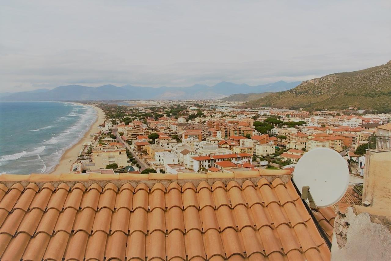 Holidaycasa Romano - Vacanza Nel Cuore Di Sperlonga Exterior foto