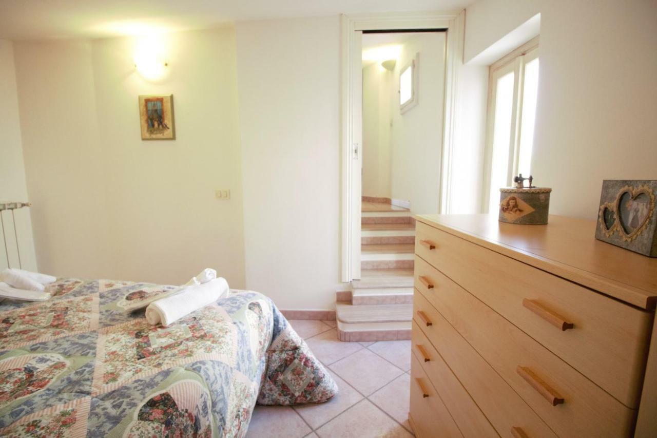 Holidaycasa Romano - Vacanza Nel Cuore Di Sperlonga Exterior foto